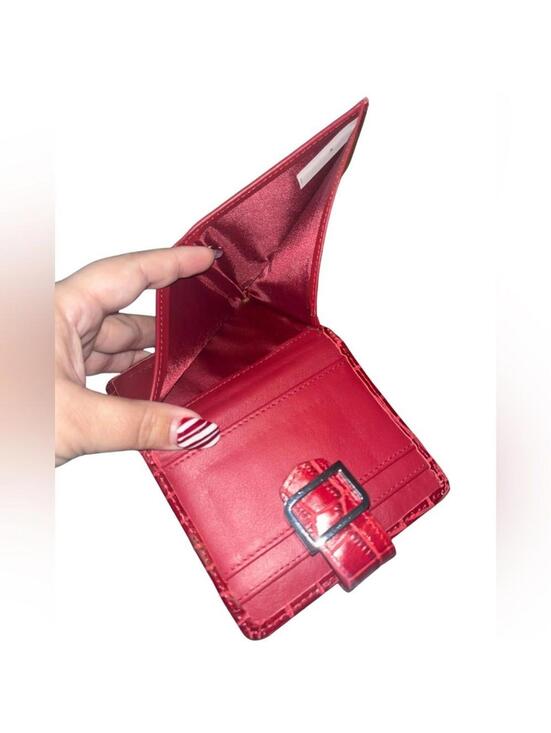 NWOT Identity Stronghold Red Leather Croc-Embossed RFID Trifold Mini Wallet - Picture 4 of 5